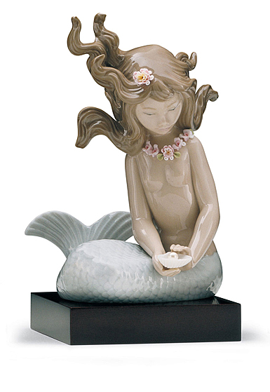 Lladro Classic Sculpture, Mirage Mermaid Figurine