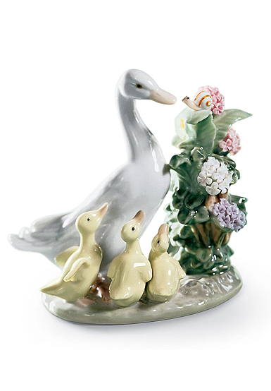 Lladro Classic Sculpture, How Do You Do Duck Figurine