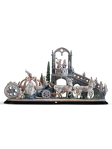 Lladro High Porcelain, Cinderella's Arrival Sculpture. Limited Edition
