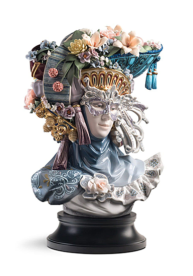 Lladro High Porcelain, Venetian Carnival Woman Sculpture. Limited Edition