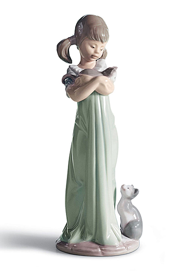 Lladro Classic Sculpture, Don'T Forget Me Girl Figurine