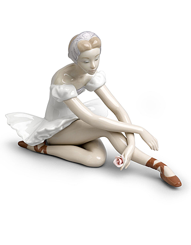 Lladro Classic Sculpture, Rose Ballet Figurine