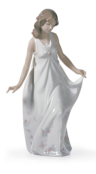 Lladro Classic Sculpture, Wonderful Mother Figurine