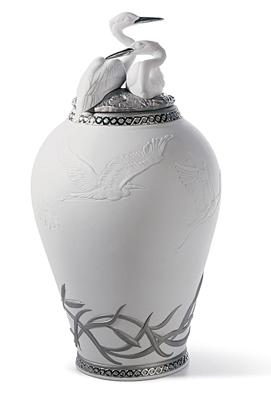 Lladro Home Decor, Herons Realm Covered Vase Figurine. Silver Lustre