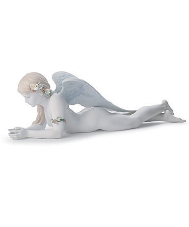 Lladro Classic Sculpture, Precious Angel Figurine