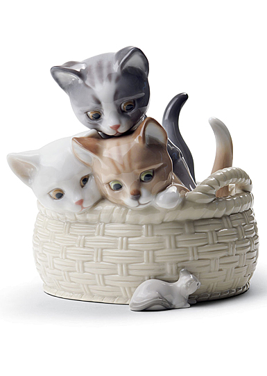 Lladro Classic Sculpture, Curious Kittens Figurine
