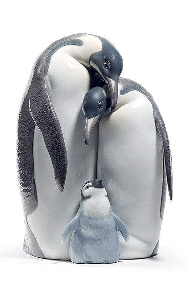 Lladro Classic Sculpture, Penguin Family Figurine