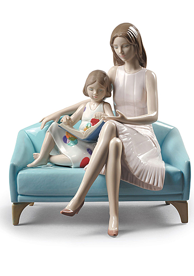 Lladro Classic Sculpture, Our Reading Moment Mother Figurine