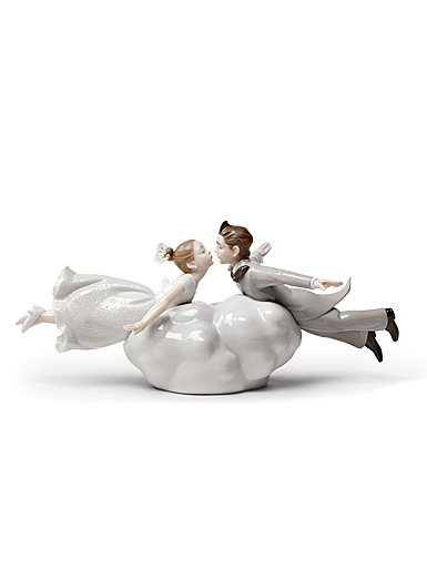 Lladro Classic Sculpture, Wedding In The Air Couple Figurine