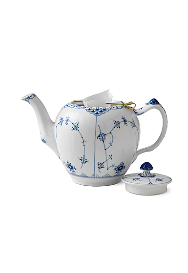 Royal Copenhagen, Blue Fluted Half Lace Tea Pot 1Qt