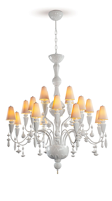 Lladro Classic Lighting, Ivy And Seed 20 Lights Chandelier. Medium Model. White