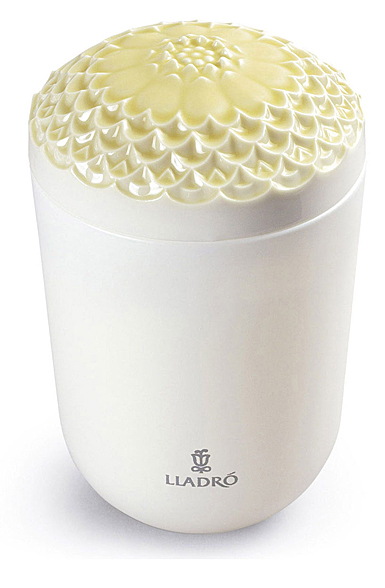 Lladro Light And Fragrance, Echoes Of Nature Candle. Tropical Blossoms Scent