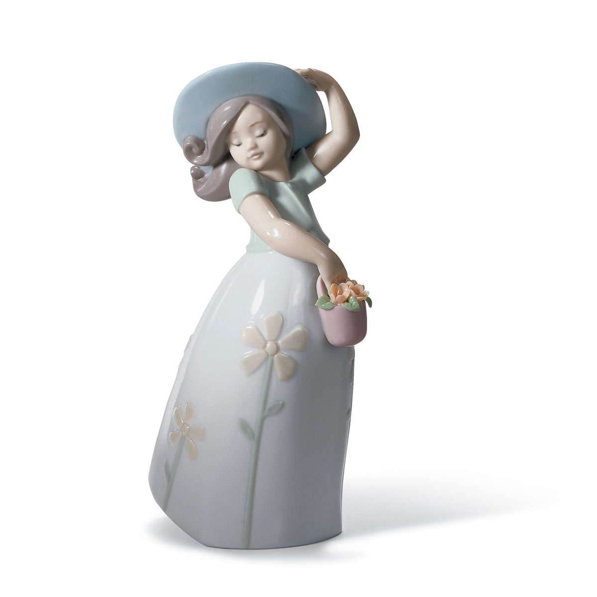 Lladro Classic Sculpture, Little Daisy Girl Figurine