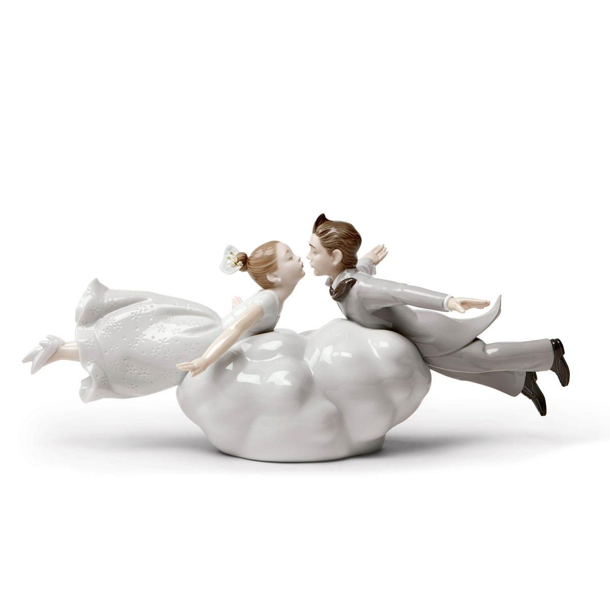 Lladro Classic Sculpture, Wedding In The Air Couple Figurine