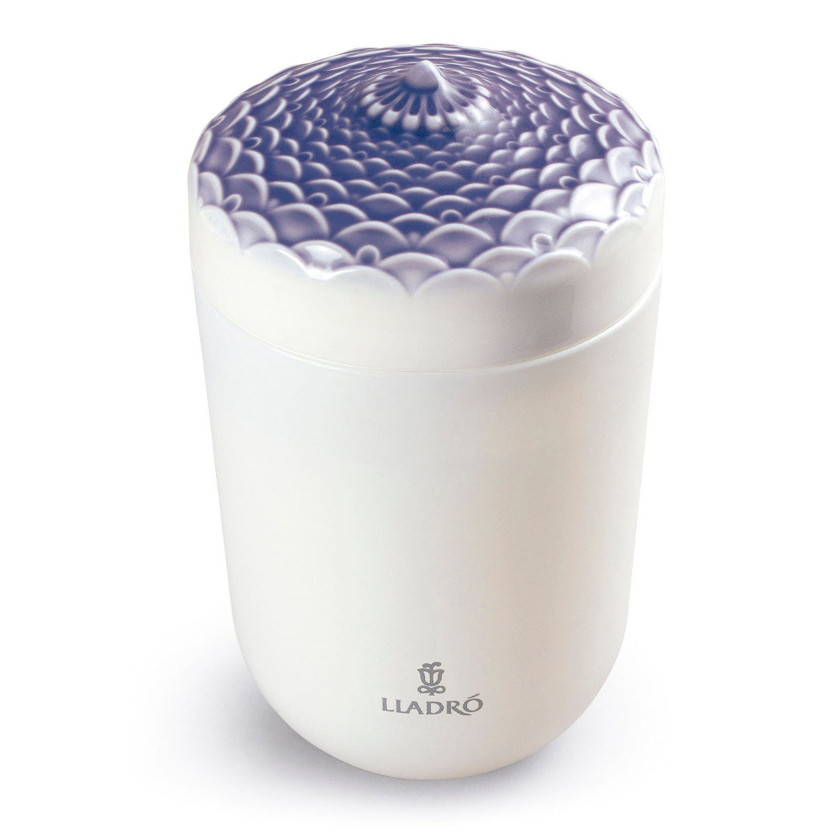 Lladro Light And Fragrance, Echoes Of Nature Candle. A Secret Orient Scent