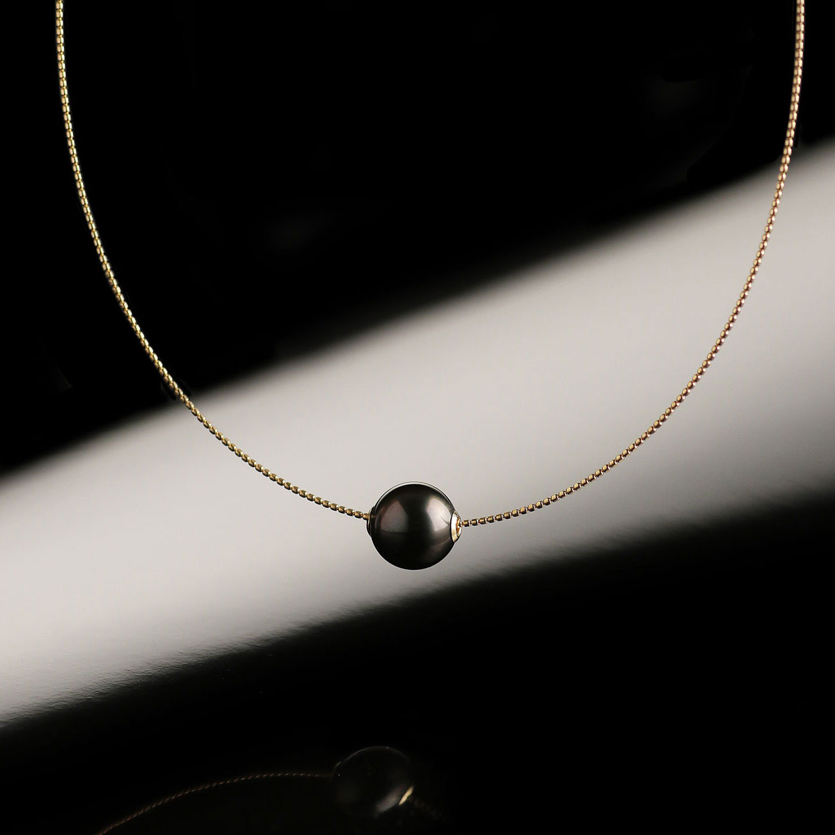Cashs Ireland, Tahitian Black Pearl, Perfect Round Single Gold Necklace