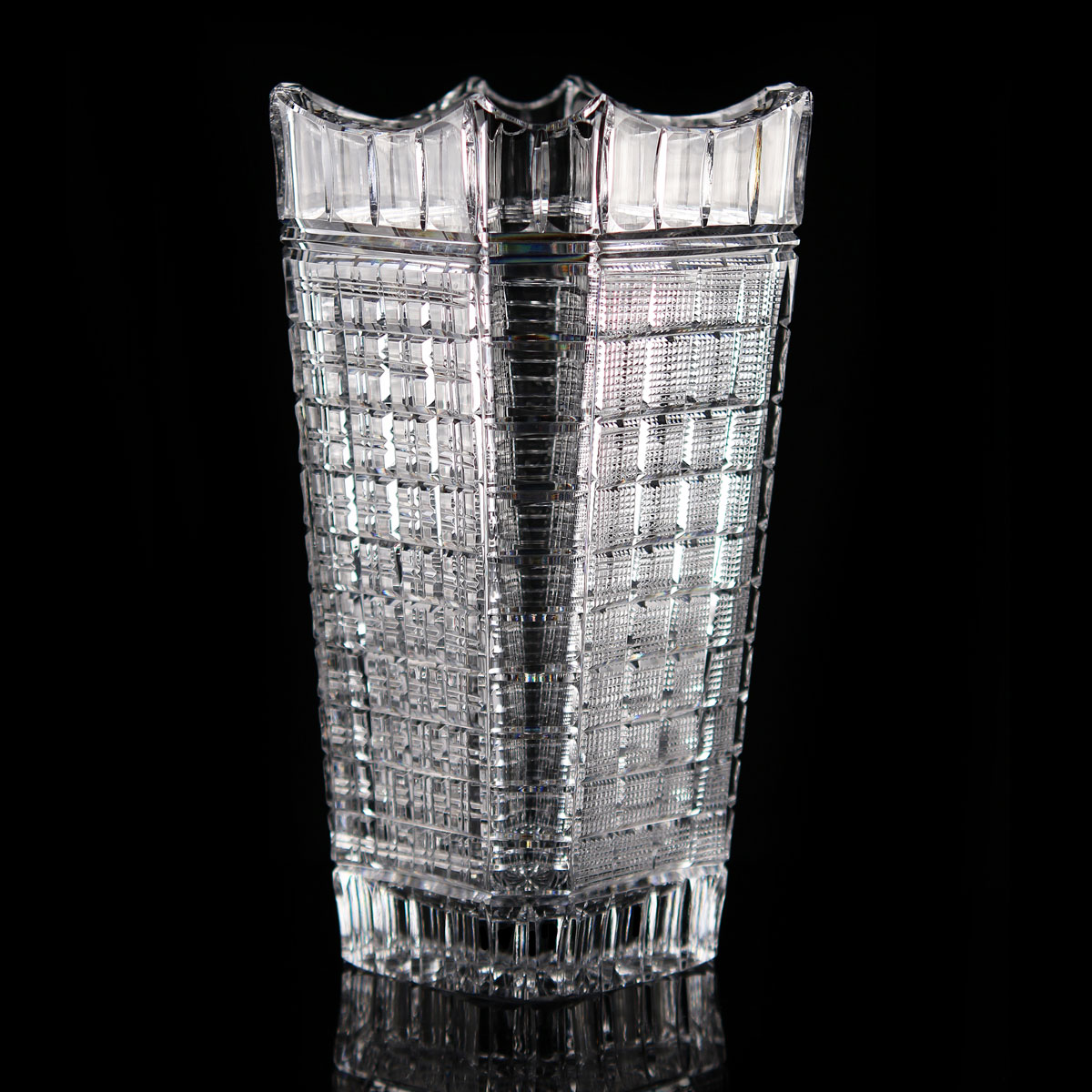 Cashs Ireland, Crystal Art Collection Tartan 12" Square Vase