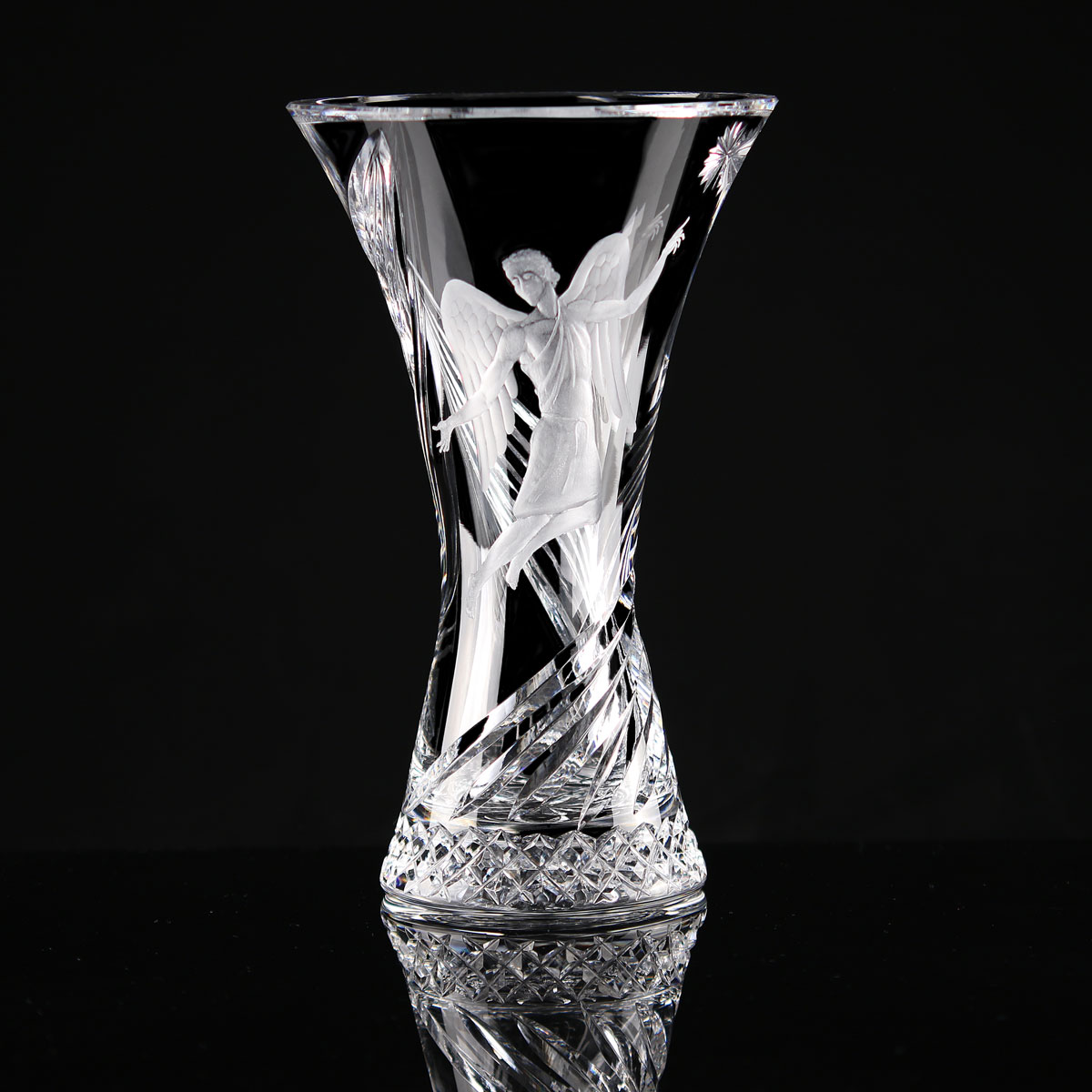 Cashs Crystal Art Collection, Gabriel Good News Angel 10" Vase, Limited Edition
