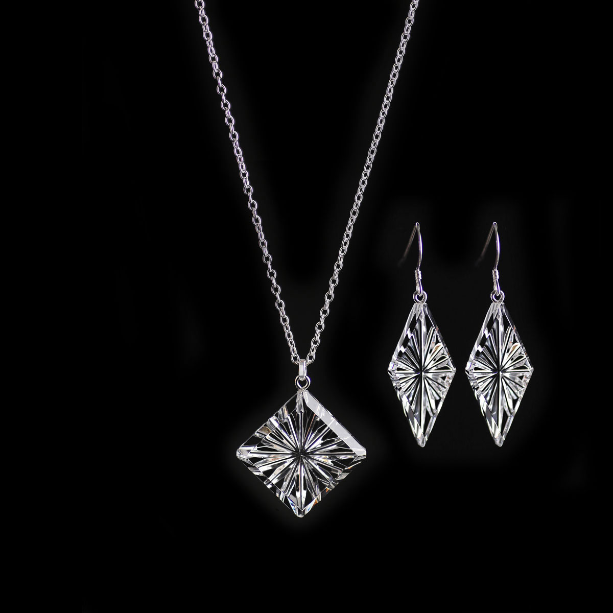 Cashs Ireland, Diamond Newgrange Necklace and Earrings Gift Set