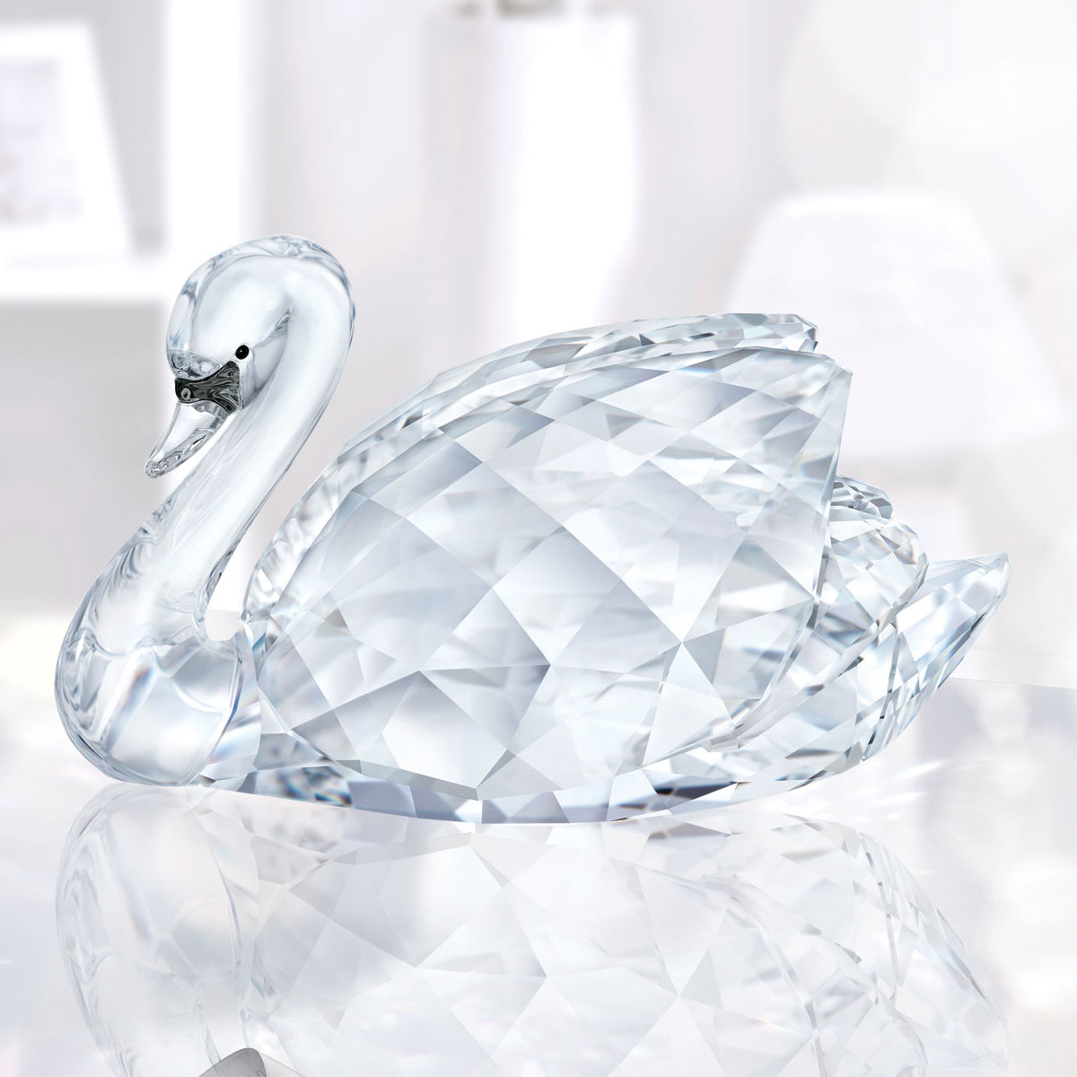 Swarovski Crystal Swan Crystal Figurine