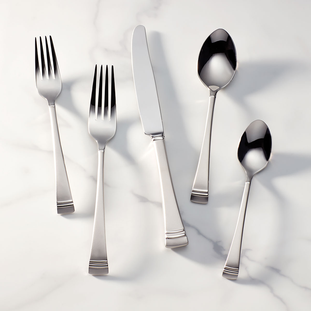 Lenox Federal Platinum Frosted, 5 Piece Place Setting