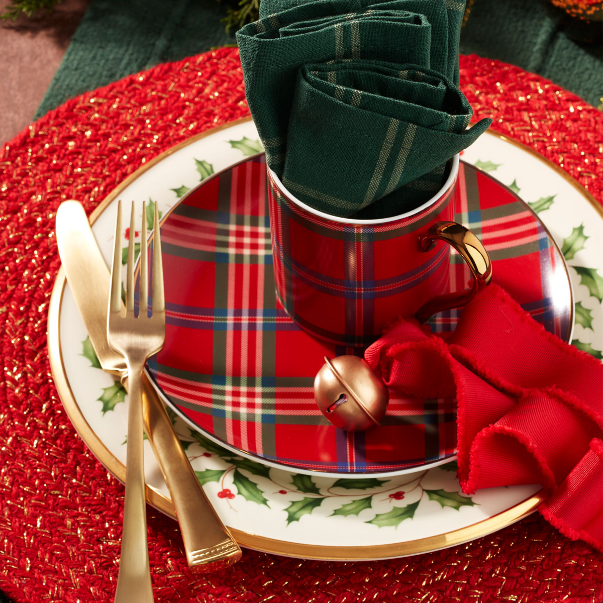 Lenox Holiday Red Tartan Mug Set of 4