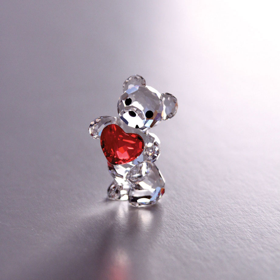 Swarovski Kris Bear, A Heart for You | Crystal Classics