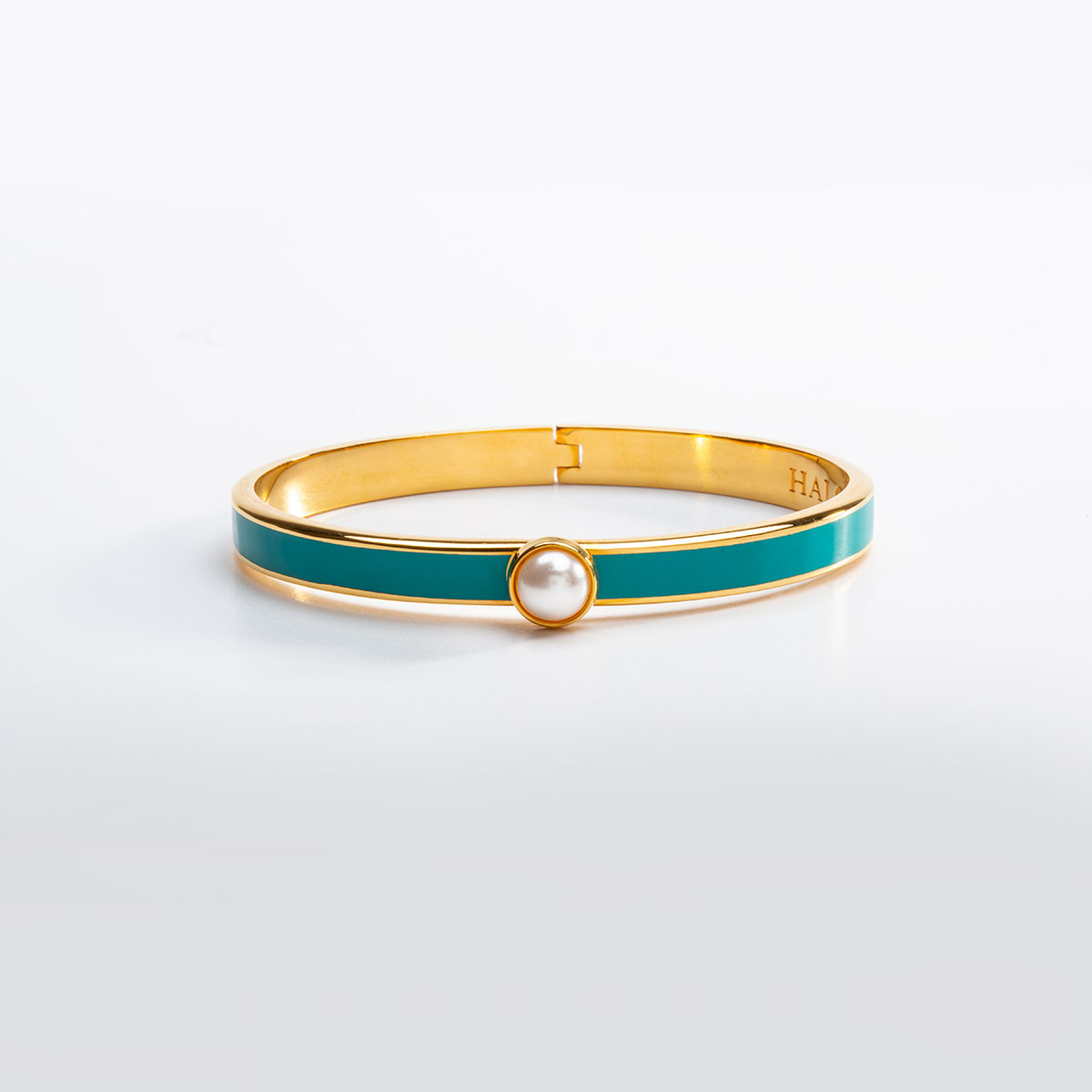 Halcyon Days Cabochon Pearl, Hinged Bangle Turquoise, Gold