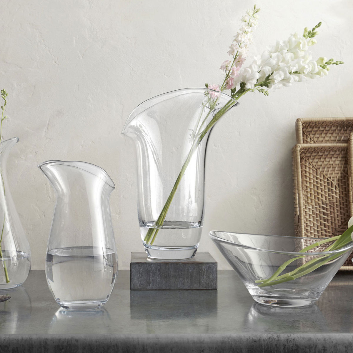 Nambe Moderne Medium Art Vase, Clear