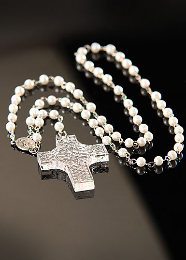 Cashs Ireland, Rosary Pearl Beads with St. Patrick's Crystal Cross