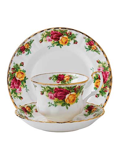 Royal Albert Old Country Roses Teacup, Saucer and 8" Plate Set