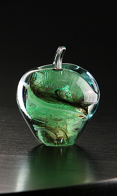 Cashs Ireland, Art Glass Forty Shades of Green, Apple Paperweight