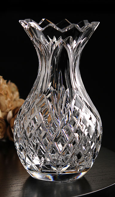 Cashs Ireland 8" Pineapple Crystal Vase