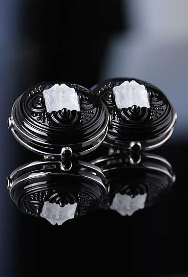 Lalique Arethuse Clip Earrings, Black