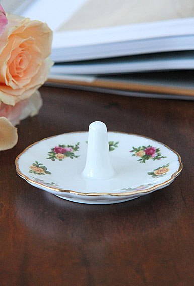 Royal Albert Old Country Roses Ring Holder