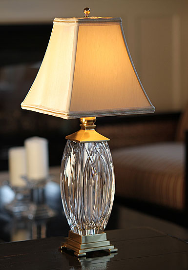 Waterford Finn 19in accent lamp with ecru shade