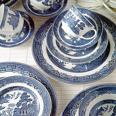 Johnson Brothers China Willow Blue 5 Piece Set